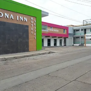 Hotel Mona